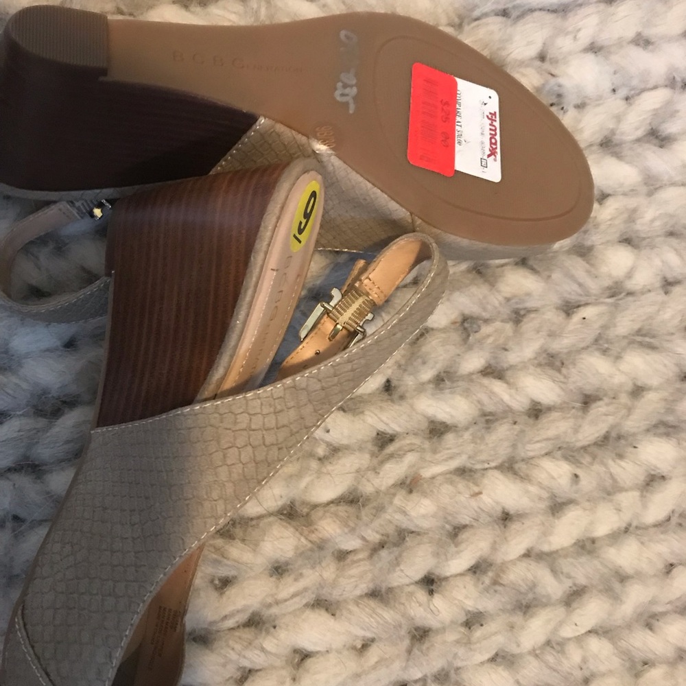 BCBGeneration wedge peep toe sandals beige size 9